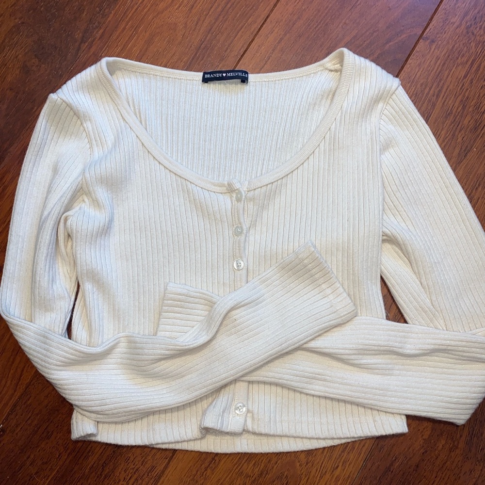 Brandy Melville zelly long sleeve